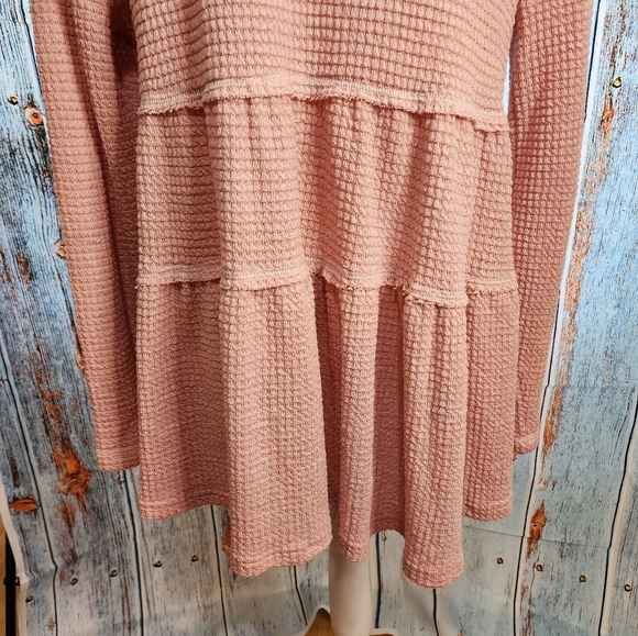 Women's Light Pink Waffle Tiered Tunic - Picture 10 of 11